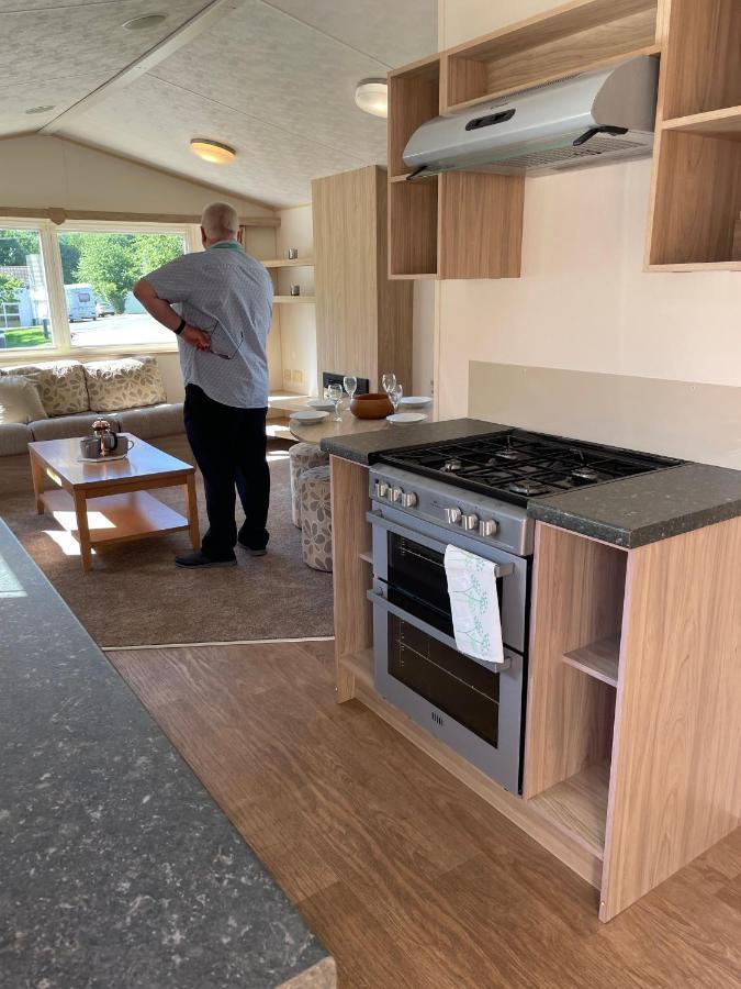 Parkdean Static Caravan On Cherry Tree Holiday Park Great Yarmouth Dış mekan fotoğraf